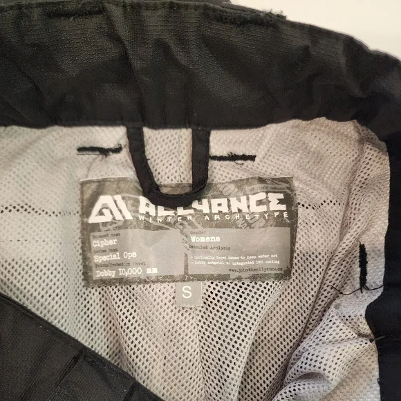 Allyance Ski Snowboarding Pants, Women's Small, Black, Lined, Waterproof, Snow - Picture 9 of 16